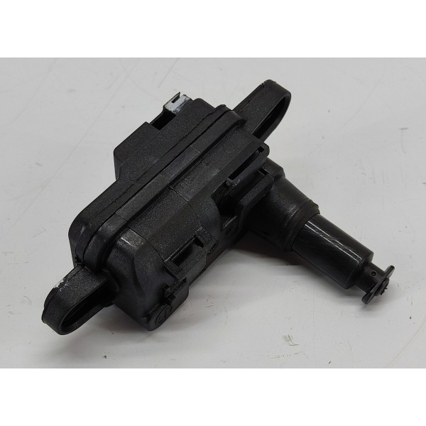 Motor Trava Portinhola Tanque Jetta Gli 230cv 2019 80a862159