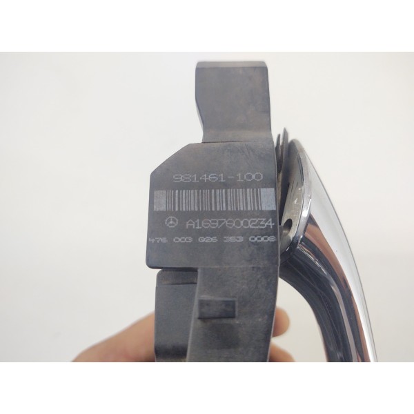 Maçaneta Externa Dianteira Direita Mercedes B200 2006/2011 Cinza Dianteira