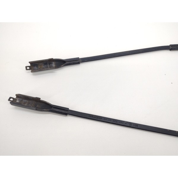 Par Braço Limpador Dianteiro Mercedes B180 B200 2006 A 2011 Direito