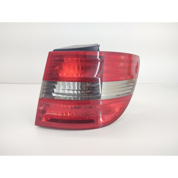 Lanterna Traseira Direita Mercedes B180 B200 2006 A 2011 Direito Vermelho
