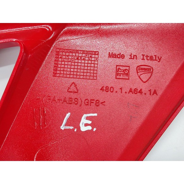 Carenagem Lateral Tanque L.e Ducati Streetfighter V4s 2022 Vermelho