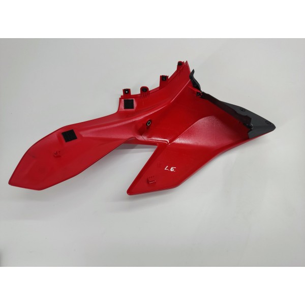 Carenagem Lateral Tanque L.e Ducati Streetfighter V4s 2022 Vermelho