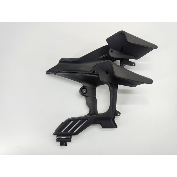 Carenagem Aba Lateral D. Ducati Streetfighter V4s 2022 Preto