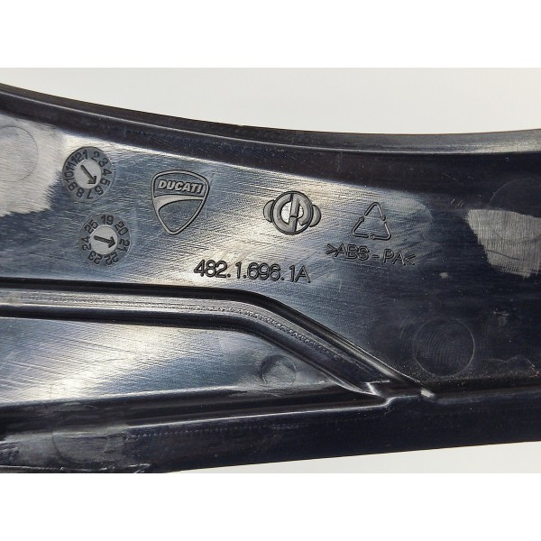 Acabamento Quadro B L.e Ducati Streetfighter V4s 2022 Preto