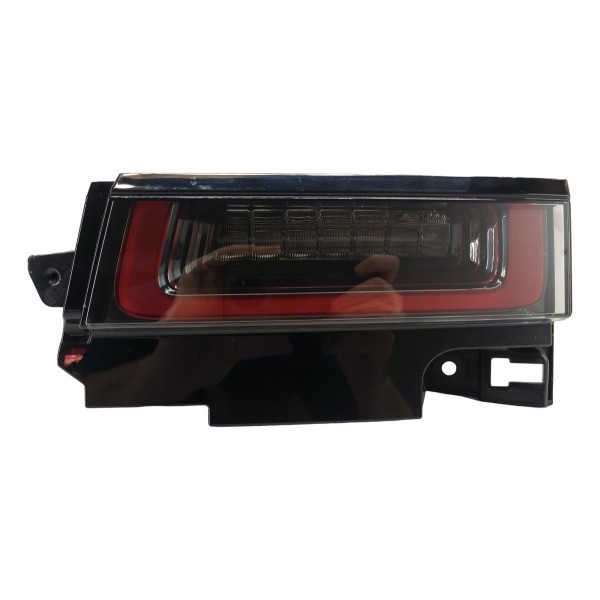 Lanterna Tampa Traseira Direita Range Rover Evoque 2022 Direito Vermelho