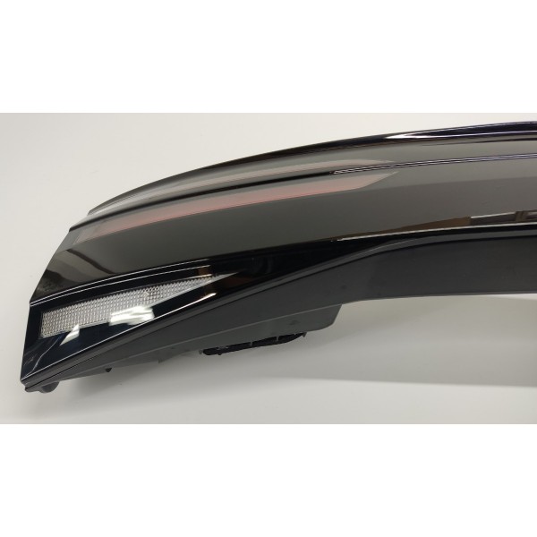 Lanterna Tampa Traseira Nivus Highline 2022 2g5945307 Ambos Lados Vermelho