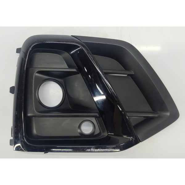 Moldura Farol Milha Direito Audi Q5 2.0 2022 C/detalhe Preto Direito