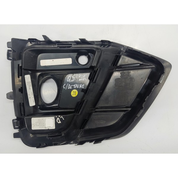 Moldura Farol Milha Direito Audi Q5 2.0 2022 C/detalhe Preto Direito