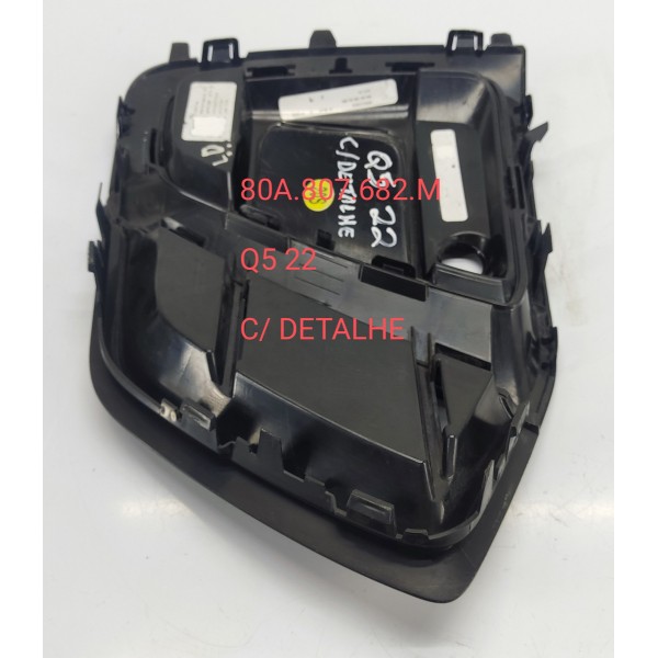 Moldura Farol Milha Direito Audi Q5 2.0 2022 C/detalhe Preto Direito