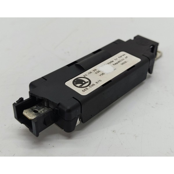 Modulo Amplificador Antena Vw Jetta Gli 230cv 2019 5e5035570 Preto