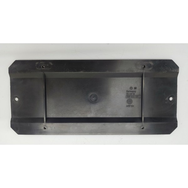 Suporte Placa Traseira Vw Jetta Gli 230cv 2019 Preto