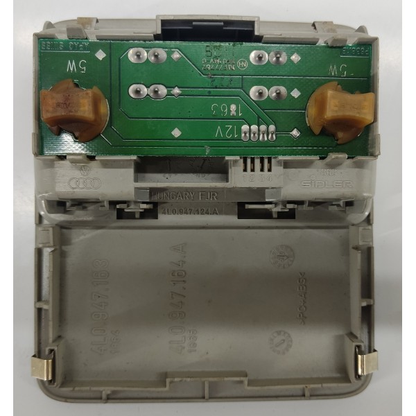 Luz Cortesia Teto Traseira Audi Q7 3.6 Vr6 2010 4l0947163