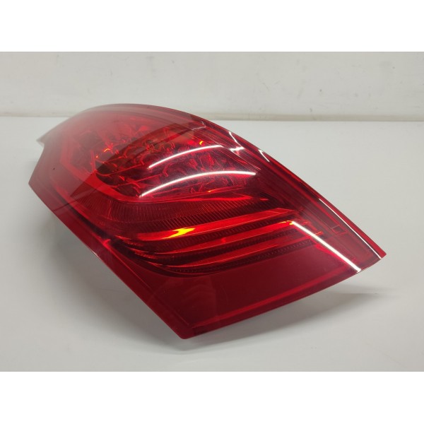 Lanterna Direita Audi Q7 3.6 Vr6 2010 4l0945094 Direito Vermelho