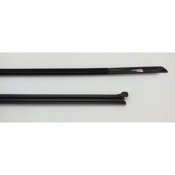 Pestana Vidro Porta D.e Vw Jetta Gli 230cv 2019 Preto