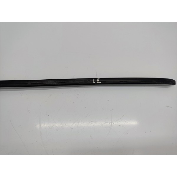 Friso Esquerdo Para Brisa Jetta Gli 230cv 2019  Preto