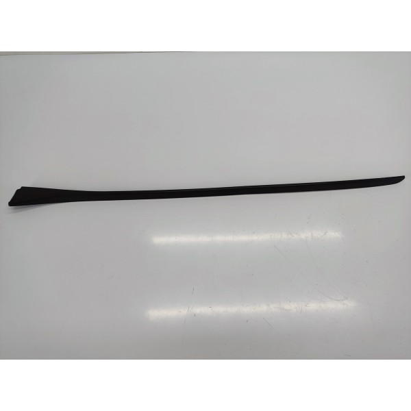 Friso Esquerdo Para Brisa Jetta Gli 230cv 2019  Preto