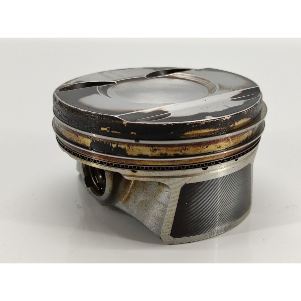 Pistão Audi Q8 2019 06m099j84