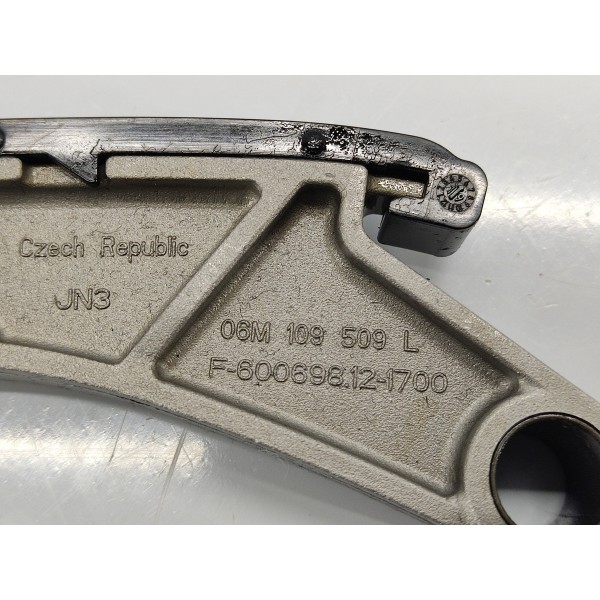 Calha Guia Corrente Motor Audi Q8 2019 06m109509 Marrom