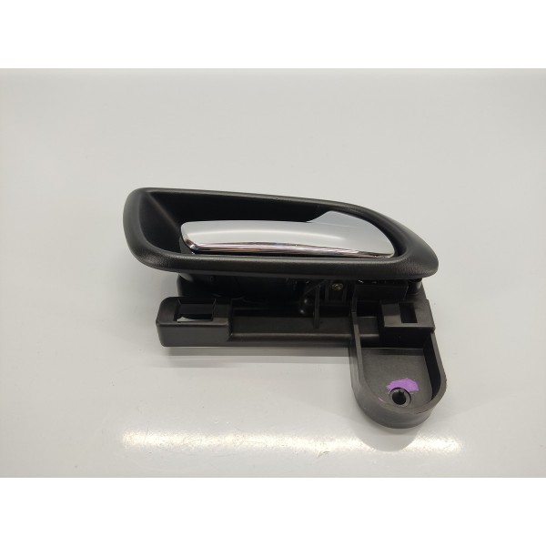 Maçaneta Interna Dianteira Direita Fiat Freemont 2.4 2011  Dianteira