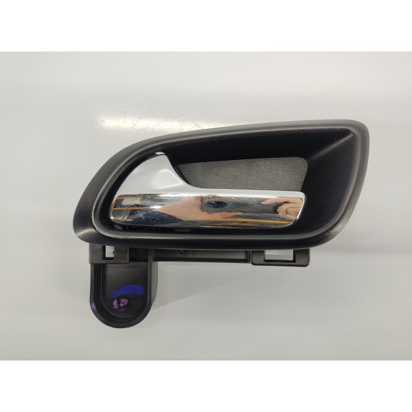 Maçaneta Interna Dianteira Esquerda Fiat Freemont 2.4 2011 Dianteira