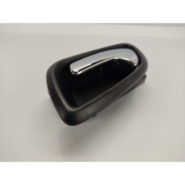 Maçaneta Interna Dianteira Esquerda Fiat Freemont 2.4 2011 Dianteira