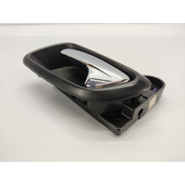 Maçaneta Interna Dianteira Esquerda Fiat Freemont 2.4 2011 Dianteira