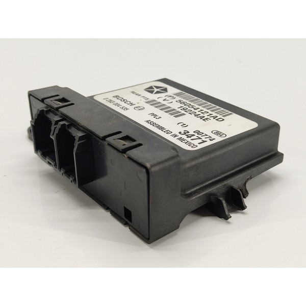 Modulo Sensor Estacionamento Fiat Freemont 2.4 2011 Detalhe Preto