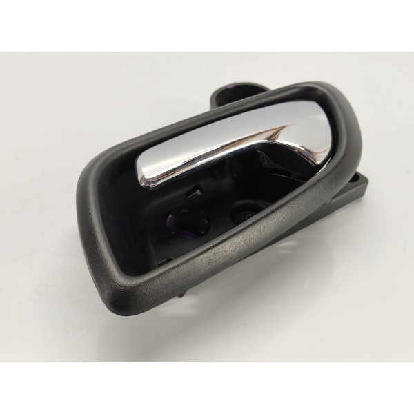 Maçaneta Interna Traseria Esquerda Fiat Freemont 2.4 2011 Traseira