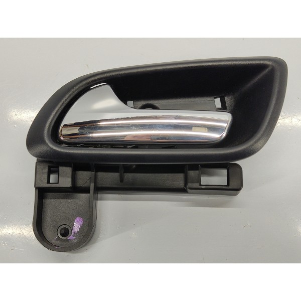 Maçaneta Interna Traseria Esquerda Fiat Freemont 2.4 2011 Traseira