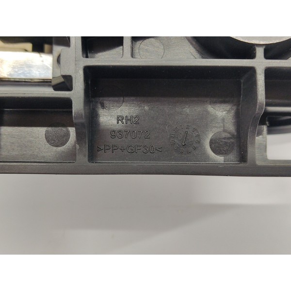 Maçaneta Interna Traseria Direita Fiat Freemont 2.4 2011 Traseira