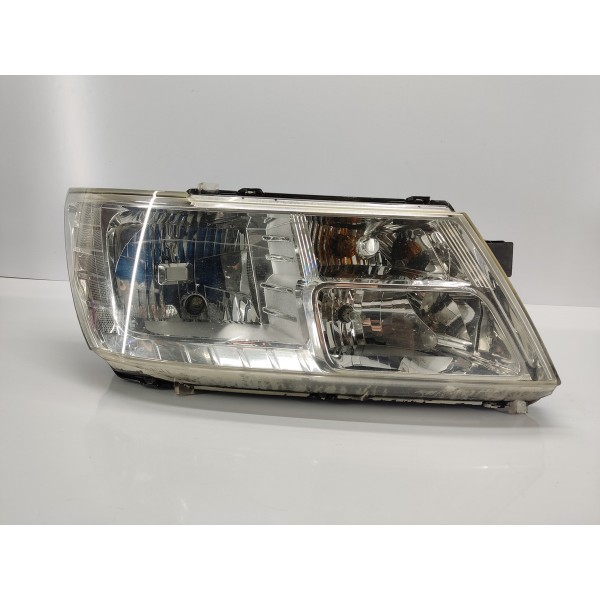 Farol Direito Fiat Freemont 2.4 2011 Direito