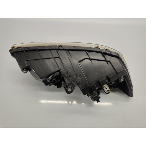 Farol Esquerdo Fiat Freemont 2.4 2011 Detalhe Esquerdo