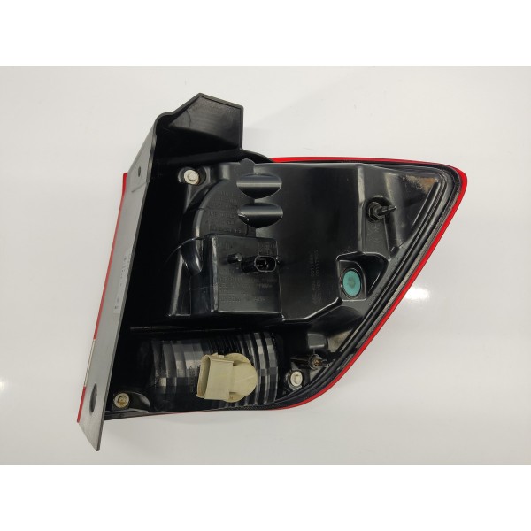 Lanterna Traseira Esquerda Fiat Freemont 2.4 2011 Esquerdo Vermelho