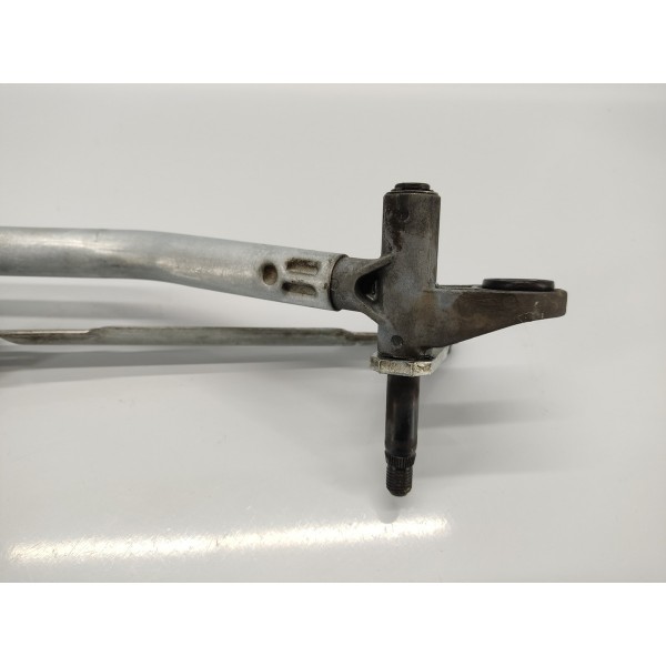 Galhada Limpador Para Brisa Fiat Freemont 2.4 2011  Direito