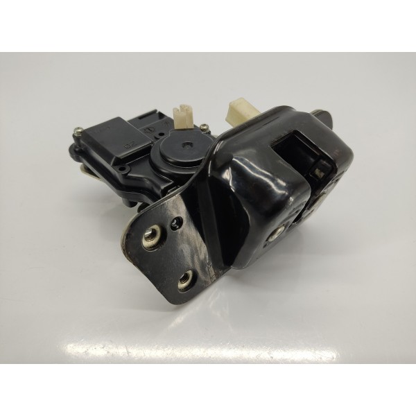 Fechadura Tampa Traseira Fiat Freemont 2.4 2011