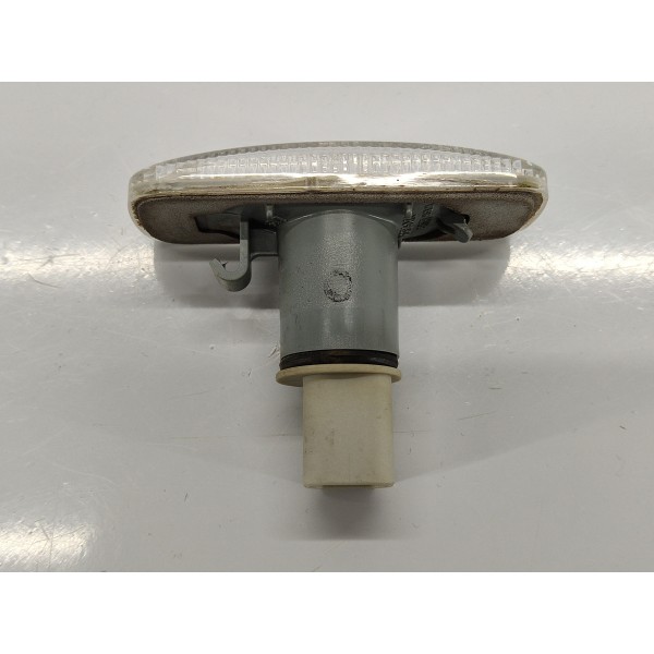 Pisca Para Lama C/detalhe Fiat Freemont 2.4 2011 002