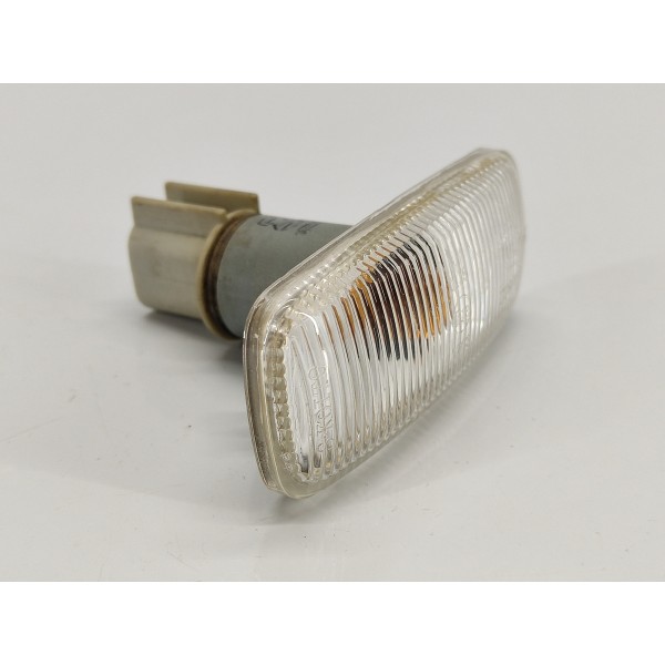 Pisca Para Lama C/detalhe Fiat Freemont 2.4 2011 002