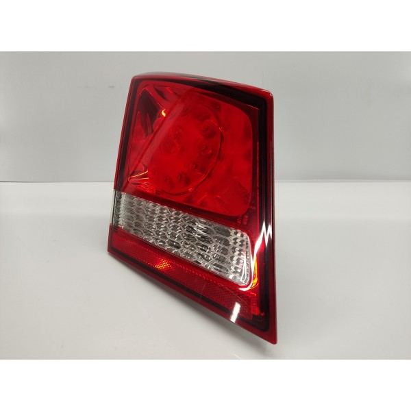 Lanterna Tampa Traseira L.e Fiat Freemont 2.4 2011 Esquerdo Vermelho