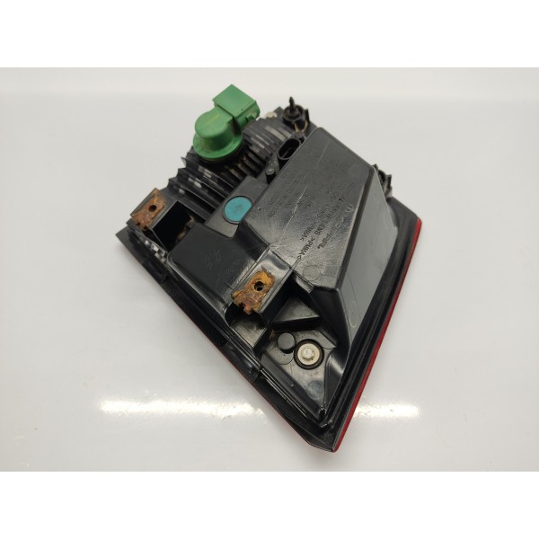 Lanterna Tampa Traseira L.e Fiat Freemont 2.4 2011 Esquerdo Vermelho