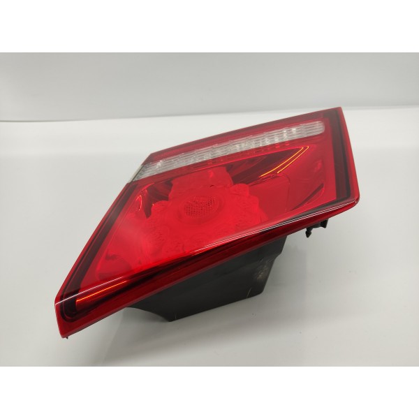 Lanterna Tampa Traseira L.d Fiat Freemont 2.4 2011 Direito Vermelho