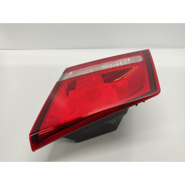 Lanterna Tampa Traseira L.d Fiat Freemont 2.4 2011 Direito Vermelho