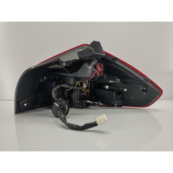 Lanterna Esquerda Chery Tiggo 2 1.5 2018 J694433010 Esquerdo Vermelho