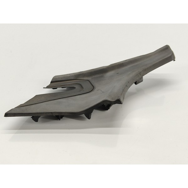 Acabamento Churrasqueira Direito Chery Tiggo 2 1.5 2018 Preto Churrasqueira