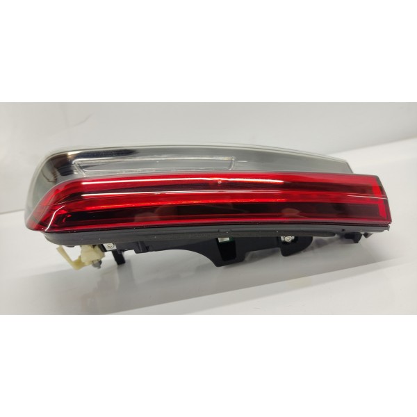 Lanterna Tampa Traseira Direita Bmw G20 Msport 320i 2024 Direito/passageiro Vermelho