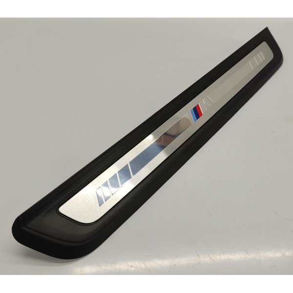 Soleira Dianteira Bmw G20 Msport 320i 2024 25891810 Preto