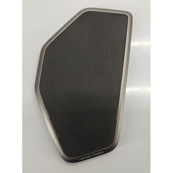 Tela Auto Falante Tampao Traseiro Bmw G20 Msport 320i 2024 Preto