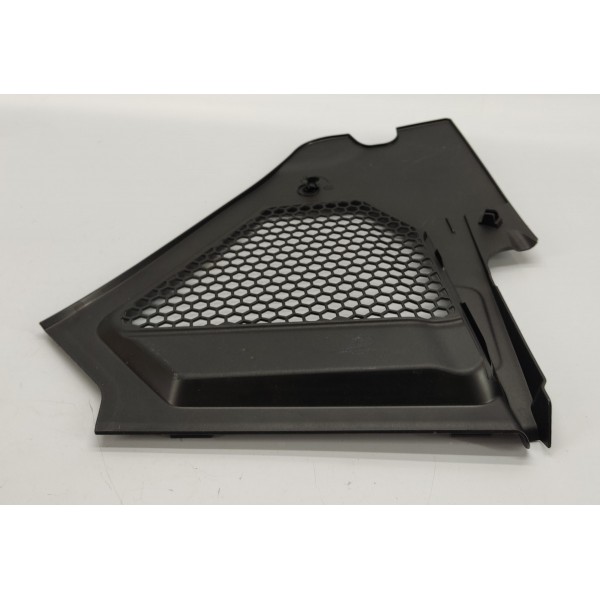 Acabamento Churrasqueira D.d Bmw G20 320i 2024 7427847 Paco Auto Parts Joinville Churrasqueira