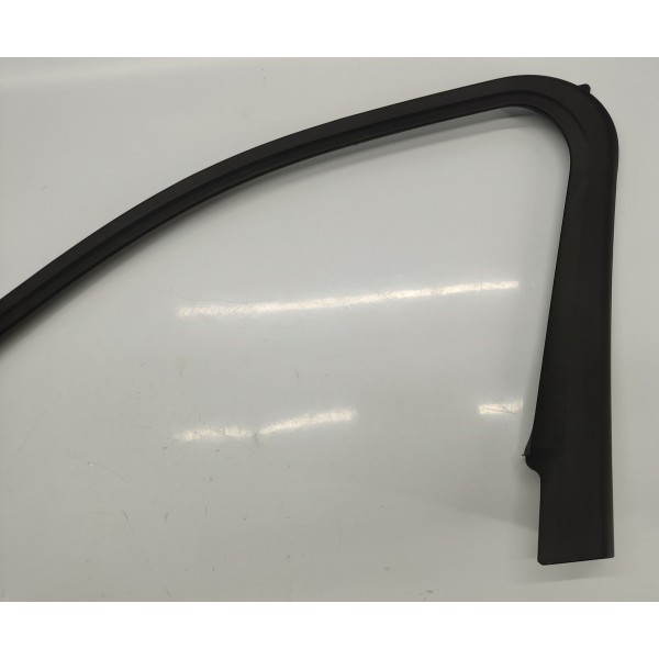 Moldura Interna Arco Vidro Porta D.d Bmw G20 320i 2024 Preto