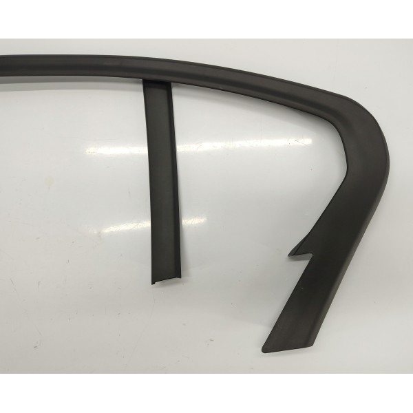 Moldura Interna Arco Vidro Porta T.d Bmw G20 320i 2024 Preto