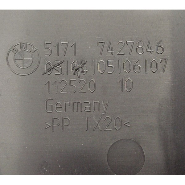 Acabamento Esquerdo Churrasqueira Bmw 320i G20 2024 Preto Churrasqueira